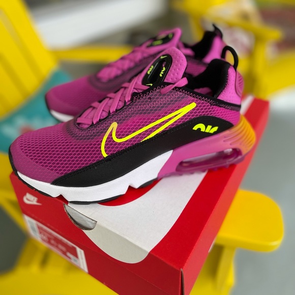 Air Max 2090 - Picture 2 of 5